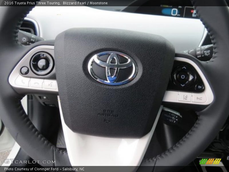 Blizzard Pearl / Moonstone 2016 Toyota Prius Three Touring