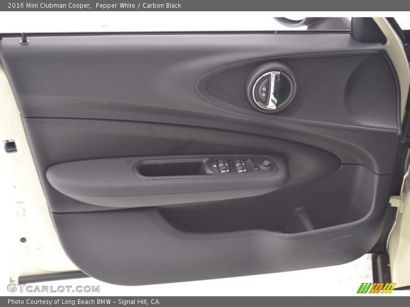 Pepper White / Carbon Black 2016 Mini Clubman Cooper