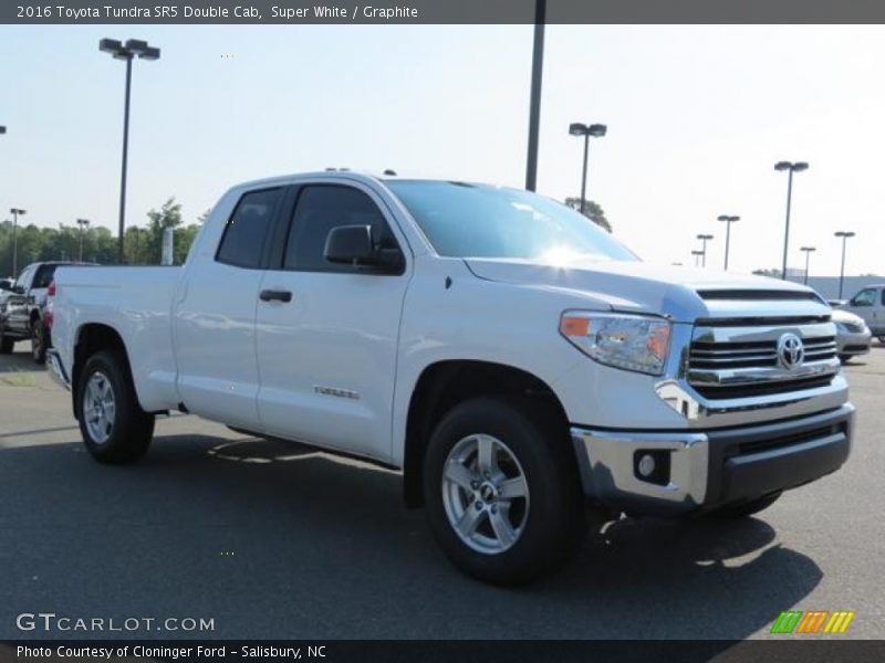 Super White / Graphite 2016 Toyota Tundra SR5 Double Cab