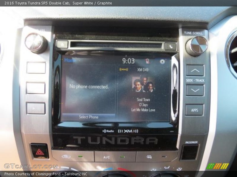 Super White / Graphite 2016 Toyota Tundra SR5 Double Cab