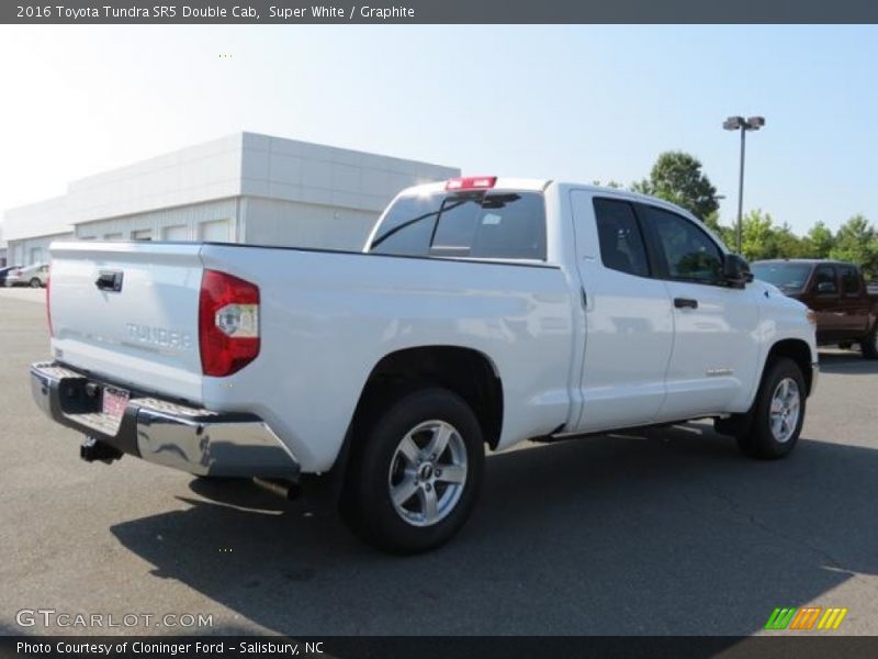 Super White / Graphite 2016 Toyota Tundra SR5 Double Cab