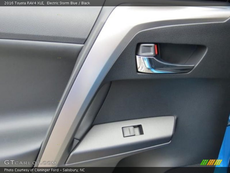 Electric Storm Blue / Black 2016 Toyota RAV4 XLE