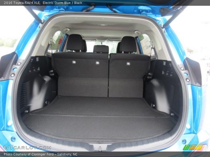 Electric Storm Blue / Black 2016 Toyota RAV4 XLE