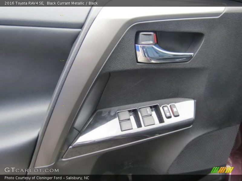 Black Currant Metallic / Black 2016 Toyota RAV4 SE