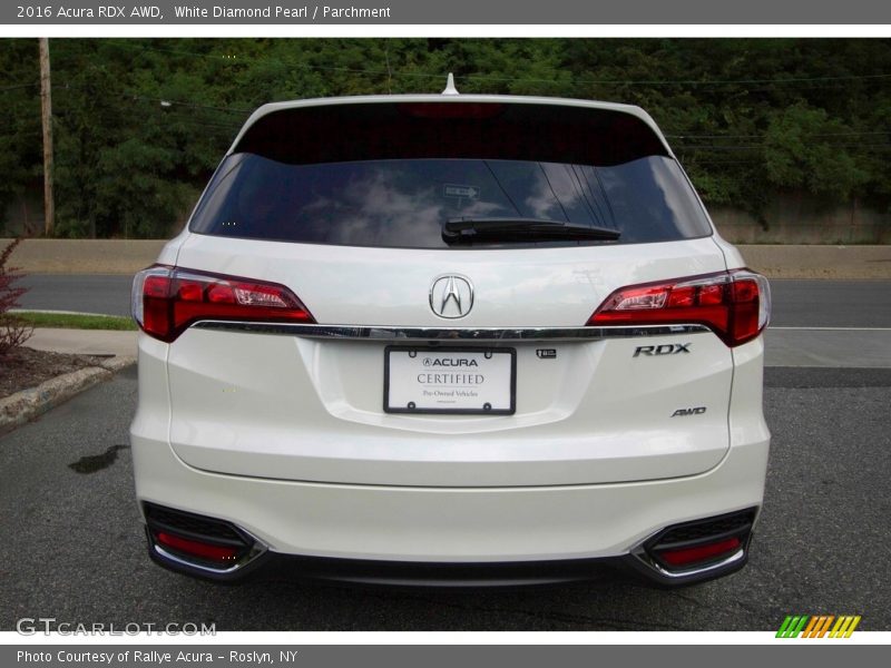 White Diamond Pearl / Parchment 2016 Acura RDX AWD