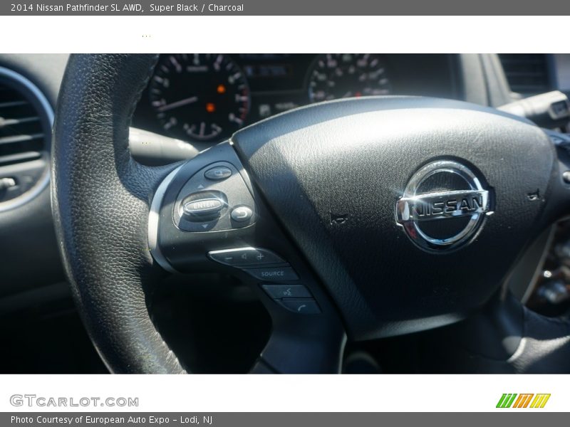 Super Black / Charcoal 2014 Nissan Pathfinder SL AWD