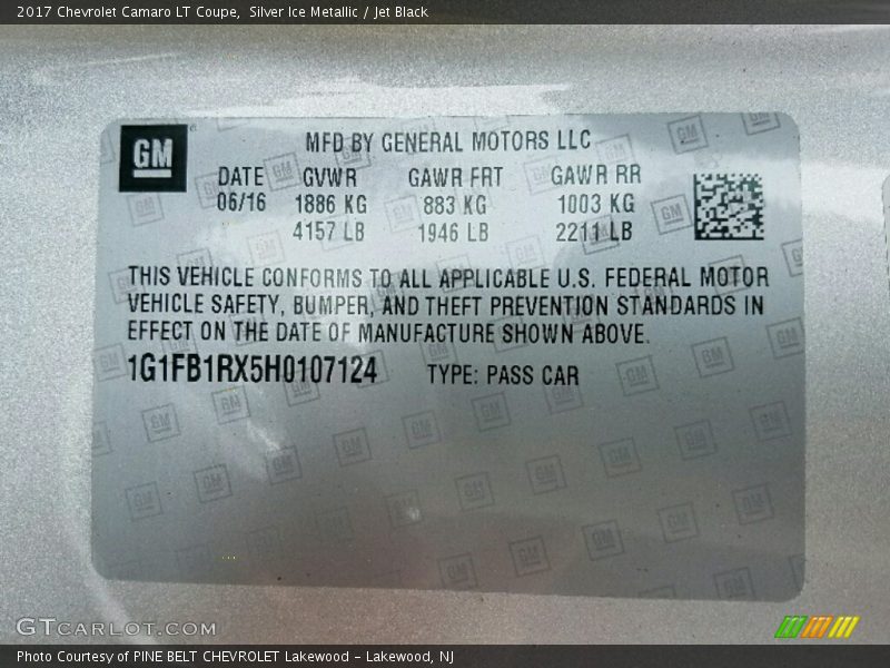 Silver Ice Metallic / Jet Black 2017 Chevrolet Camaro LT Coupe