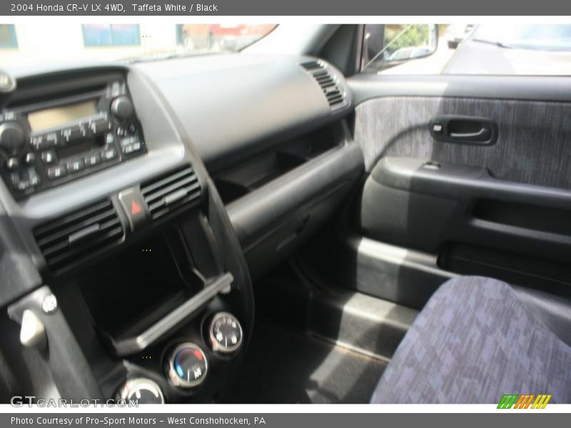 Taffeta White / Black 2004 Honda CR-V LX 4WD