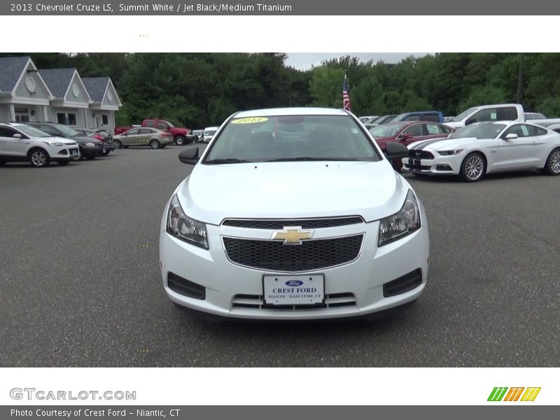 Summit White / Jet Black/Medium Titanium 2013 Chevrolet Cruze LS