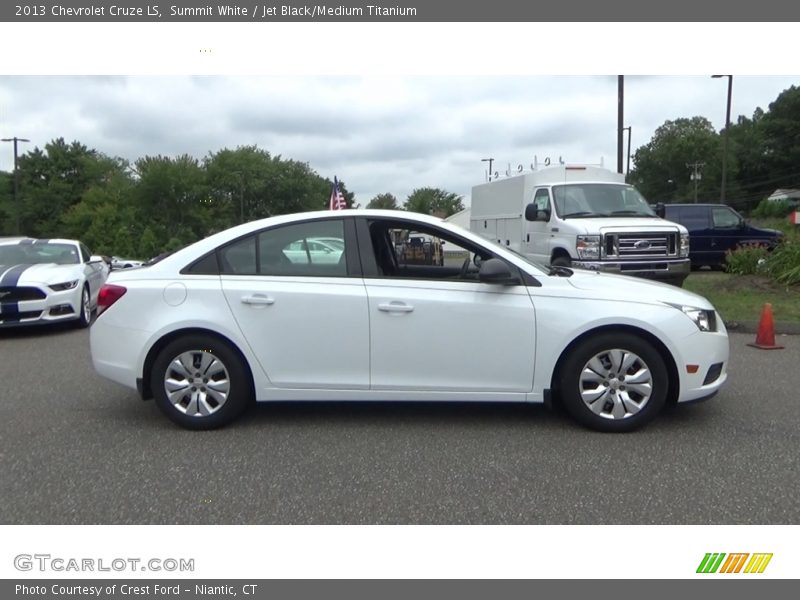 Summit White / Jet Black/Medium Titanium 2013 Chevrolet Cruze LS