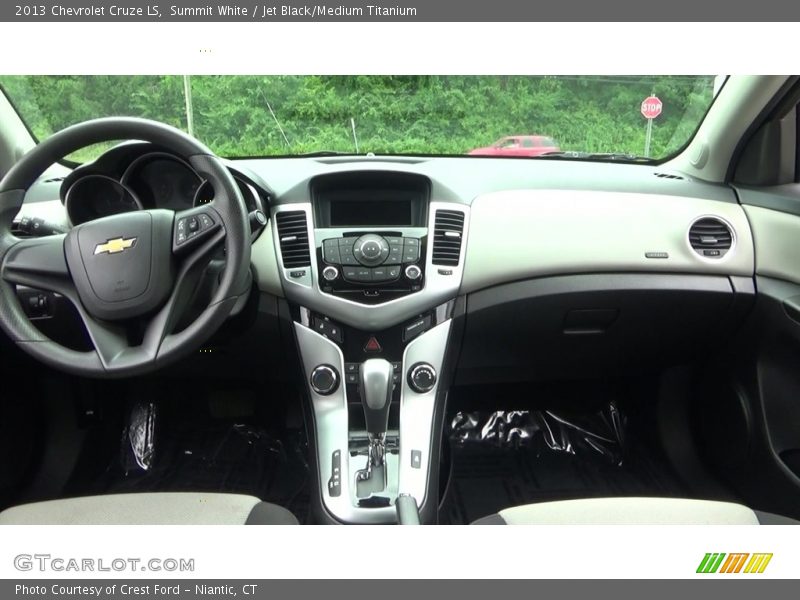 Summit White / Jet Black/Medium Titanium 2013 Chevrolet Cruze LS