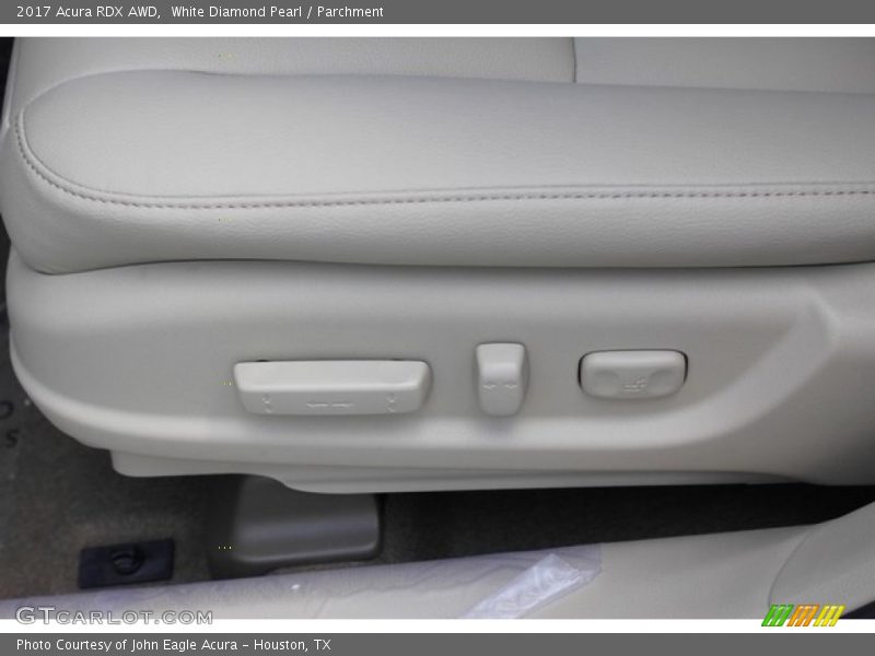 White Diamond Pearl / Parchment 2017 Acura RDX AWD