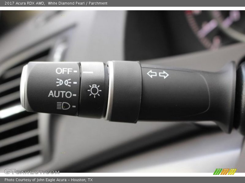 White Diamond Pearl / Parchment 2017 Acura RDX AWD