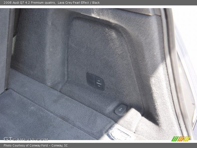 Lava Grey Pearl Effect / Black 2008 Audi Q7 4.2 Premium quattro