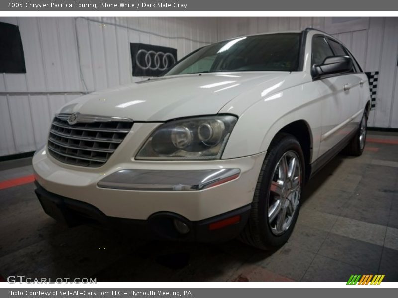 Stone White / Dark Slate Gray 2005 Chrysler Pacifica Touring