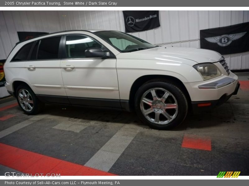 Stone White / Dark Slate Gray 2005 Chrysler Pacifica Touring