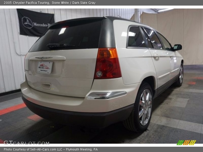 Stone White / Dark Slate Gray 2005 Chrysler Pacifica Touring