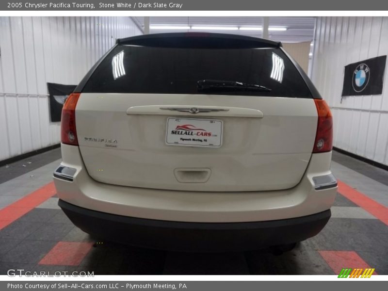 Stone White / Dark Slate Gray 2005 Chrysler Pacifica Touring