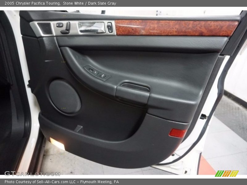 Stone White / Dark Slate Gray 2005 Chrysler Pacifica Touring