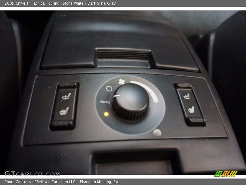 Stone White / Dark Slate Gray 2005 Chrysler Pacifica Touring