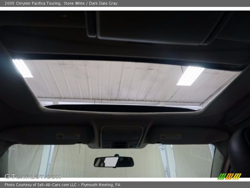 Stone White / Dark Slate Gray 2005 Chrysler Pacifica Touring