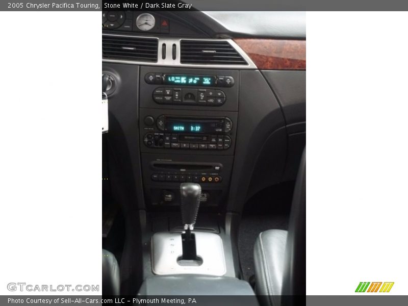 Stone White / Dark Slate Gray 2005 Chrysler Pacifica Touring