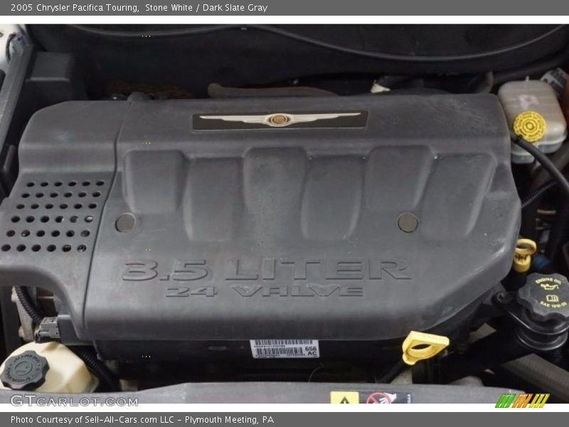 Stone White / Dark Slate Gray 2005 Chrysler Pacifica Touring