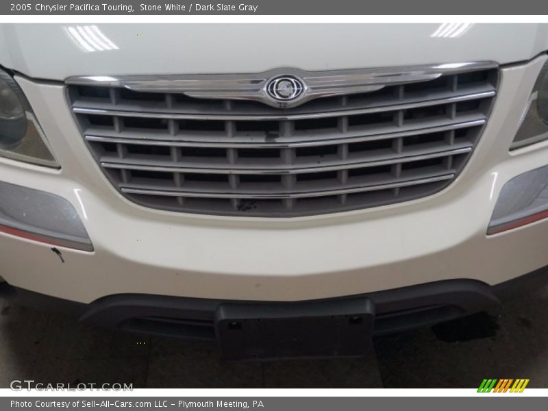 Stone White / Dark Slate Gray 2005 Chrysler Pacifica Touring