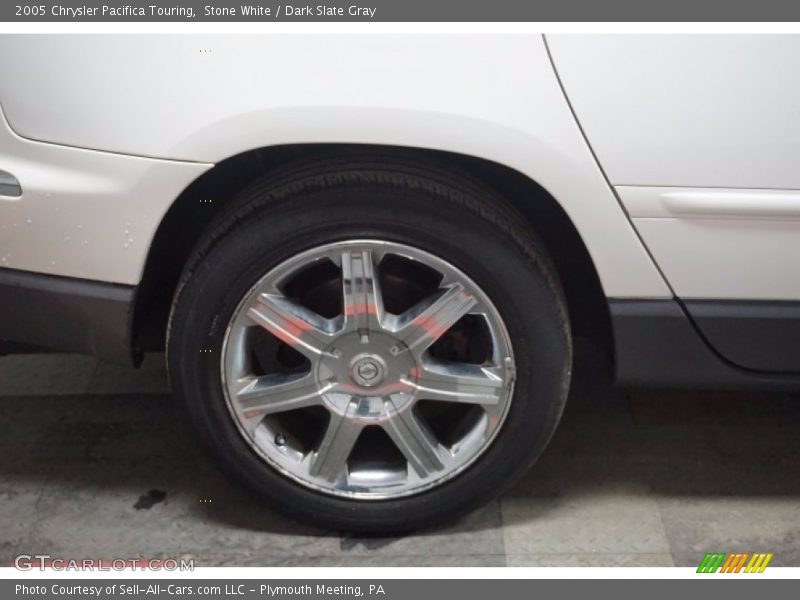 Stone White / Dark Slate Gray 2005 Chrysler Pacifica Touring
