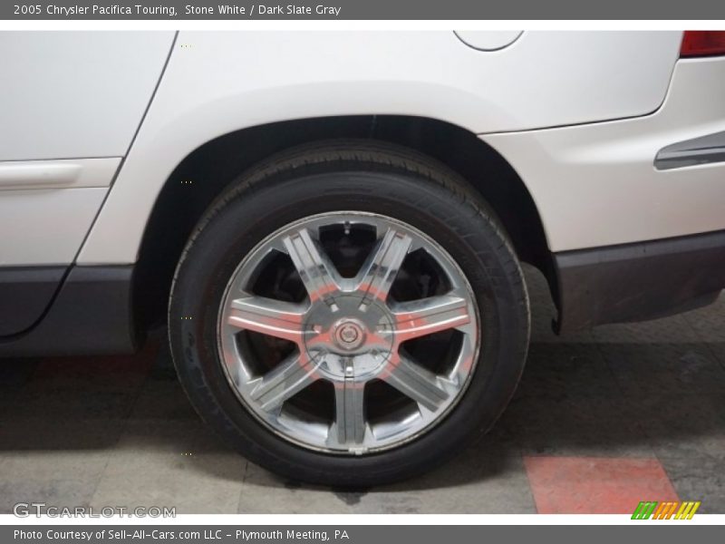 Stone White / Dark Slate Gray 2005 Chrysler Pacifica Touring