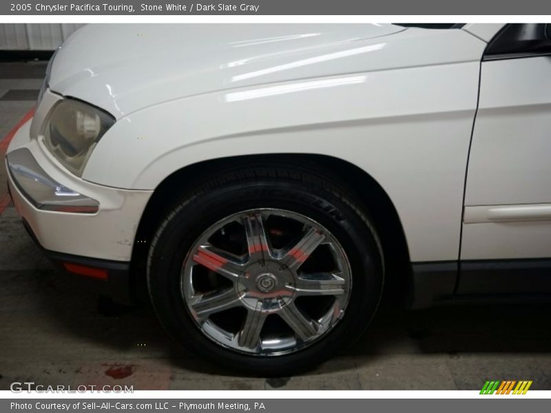 Stone White / Dark Slate Gray 2005 Chrysler Pacifica Touring