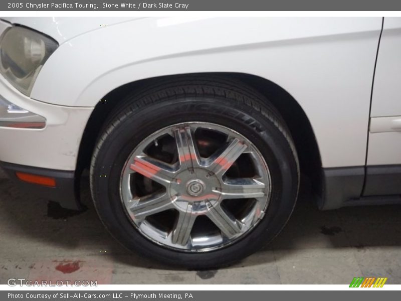 Stone White / Dark Slate Gray 2005 Chrysler Pacifica Touring