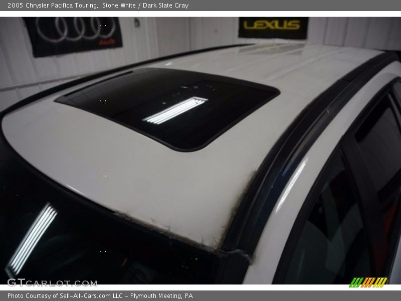 Stone White / Dark Slate Gray 2005 Chrysler Pacifica Touring