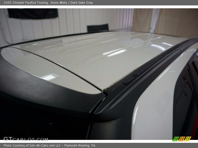 Stone White / Dark Slate Gray 2005 Chrysler Pacifica Touring