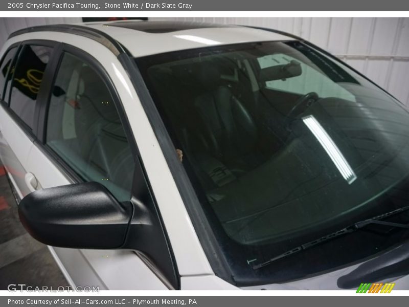 Stone White / Dark Slate Gray 2005 Chrysler Pacifica Touring