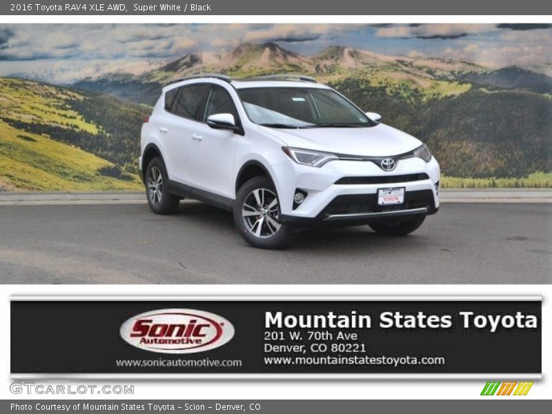 Super White / Black 2016 Toyota RAV4 XLE AWD