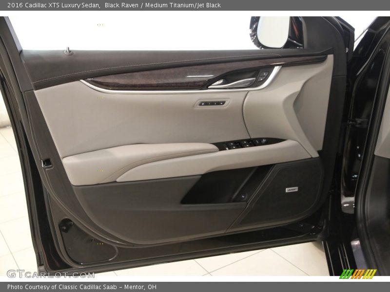 Black Raven / Medium Titanium/Jet Black 2016 Cadillac XTS Luxury Sedan