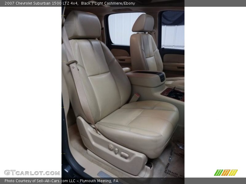 Black / Light Cashmere/Ebony 2007 Chevrolet Suburban 1500 LTZ 4x4