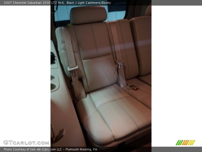 Black / Light Cashmere/Ebony 2007 Chevrolet Suburban 1500 LTZ 4x4