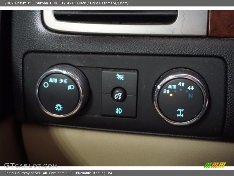 Black / Light Cashmere/Ebony 2007 Chevrolet Suburban 1500 LTZ 4x4