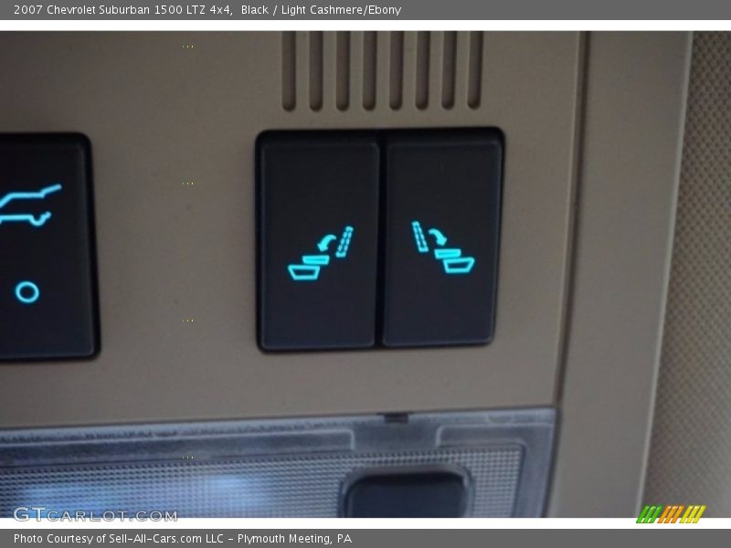 Black / Light Cashmere/Ebony 2007 Chevrolet Suburban 1500 LTZ 4x4