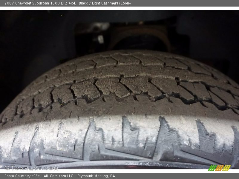 Black / Light Cashmere/Ebony 2007 Chevrolet Suburban 1500 LTZ 4x4