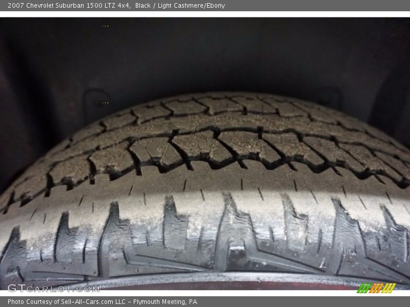 Black / Light Cashmere/Ebony 2007 Chevrolet Suburban 1500 LTZ 4x4