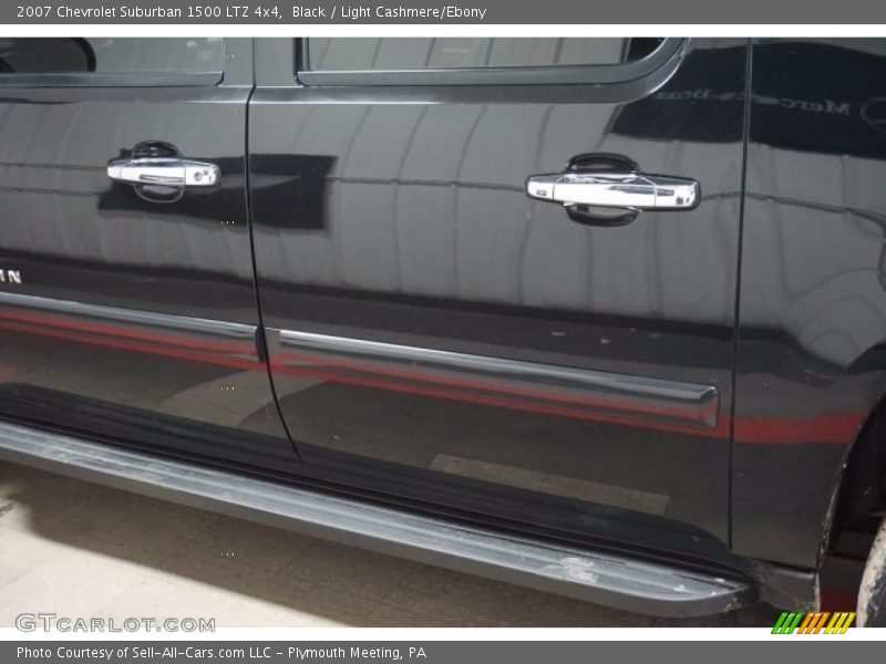 Black / Light Cashmere/Ebony 2007 Chevrolet Suburban 1500 LTZ 4x4