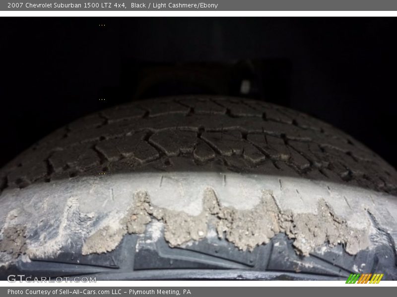 Black / Light Cashmere/Ebony 2007 Chevrolet Suburban 1500 LTZ 4x4