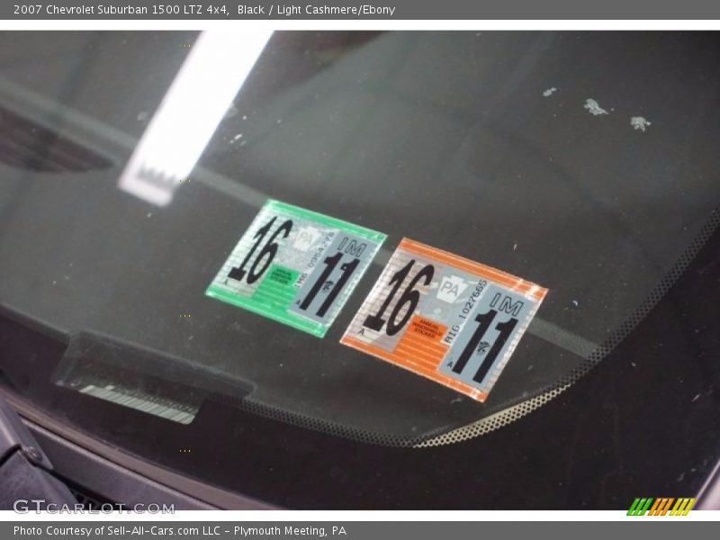 Black / Light Cashmere/Ebony 2007 Chevrolet Suburban 1500 LTZ 4x4