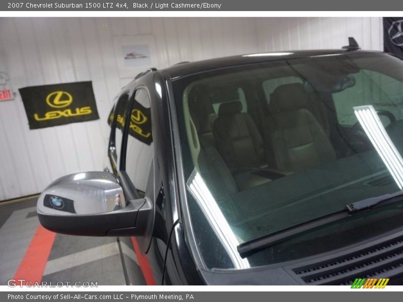 Black / Light Cashmere/Ebony 2007 Chevrolet Suburban 1500 LTZ 4x4