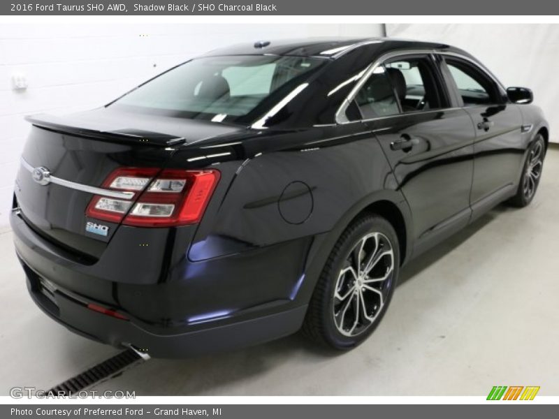Shadow Black / SHO Charcoal Black 2016 Ford Taurus SHO AWD