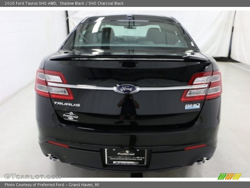 Shadow Black / SHO Charcoal Black 2016 Ford Taurus SHO AWD