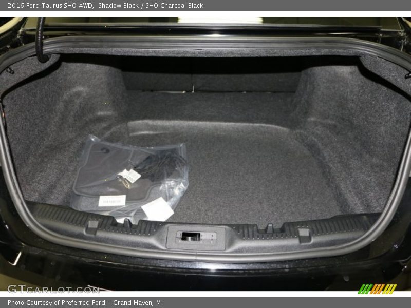 Shadow Black / SHO Charcoal Black 2016 Ford Taurus SHO AWD